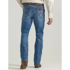 Wrangler Retro Men's Relaxed Fit Bootcut Jeans
